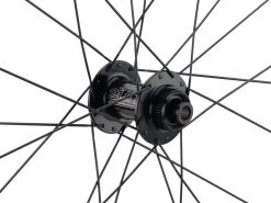 Tune Set De Roues TSR35 Disc Center Lock 28" 11 Tune Set De Roues TSR35 Disc Center Lock 28" -Composants De Vélo 429997